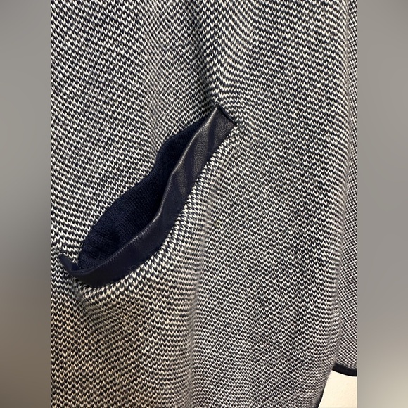 Chicos gray and navy hooded 3/4 sleeve jacket - Picture 5 of 8